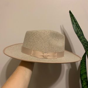 Gigi Pip Monroe Rancher Hat in Oatmeal